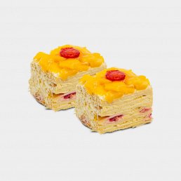 Блинный торт с манго и клубникой, 2 кусочка заказать доставку в Красноярске | «РомБаба»