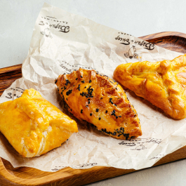 Самса с курицей и грибами заказать доставку в Красноярске | Доставка «Беллини»