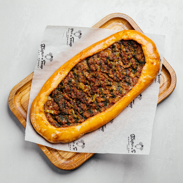Пиде с мясом и и бочковым перцем заказать доставку в Красноярске | Доставка «Беллини»