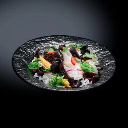 Салат с древесными грибами, соевой спаржей и чукой Салат с древесными грибами, соевой спаржей и чукой заказать доставку в Красноярске | Доставка «Беллини»