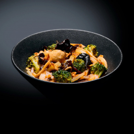 Удон с тремя видами грибов и брокколи Удон с тремя видами грибов и брокколи заказать доставку в Красноярске | Доставка «Беллини»