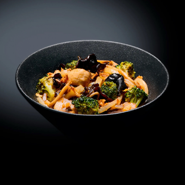 Удон с тремя видами грибов и брокколи заказать доставку в Красноярске | Доставка «Беллини»