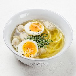 Куриный бульон с клёцками и домашней лапшой Куриный бульон с клёцками и домашней лапшой заказать доставку в Красноярске | «Баран и бисер»