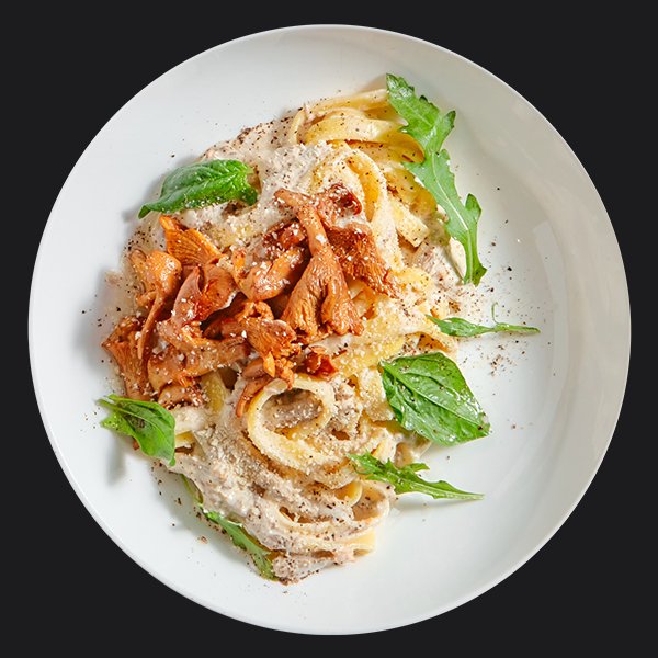 Паста с лисичками и томлёной свининой Паста с лисичками и томлёной свининой заказать доставку в Красноярске | «Перцы» в Красноярске