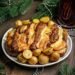 Свиная шея, маринованная в специях  с моцареллой и грибами заказать доставку в Красноярске | «Bellini Kitchen»