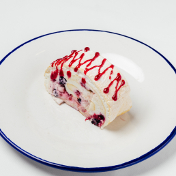 Меренга с малиновым соусом Меренга с малиновым соусом заказать доставку в Красноярске | Формаджи