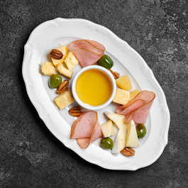 Ассорти сыра с сырокопчёным балыком заказать доставку в Красноярске | Доставка «Беллини»