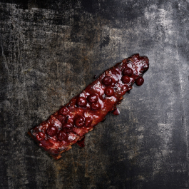 Свиные рёбра с вишнёвым соусом заказать доставку в Красноярске | Доставка «Беллини»