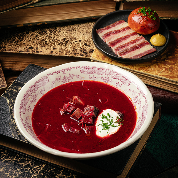 Наваристый борщ с брискетом и деревенской сметаной заказать доставку в Красноярске | Доставка «Беллини»