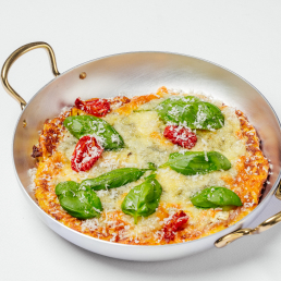 Рёшти из деревенского картофлеля с пармезаном и вялеными томатами черри  заказать доставку в Красноярске | Формаджи