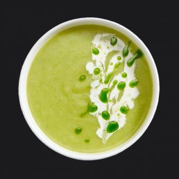 Суп-пюре из брокколи и зелёного горошка Суп-пюре из брокколи и зелёного горошка заказать доставку в Красноярске | «Перцы» в Красноярске