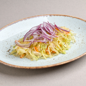 Квашеная капуста с лучком и ароматным маслом Квашеная капуста с лучком и ароматным маслом