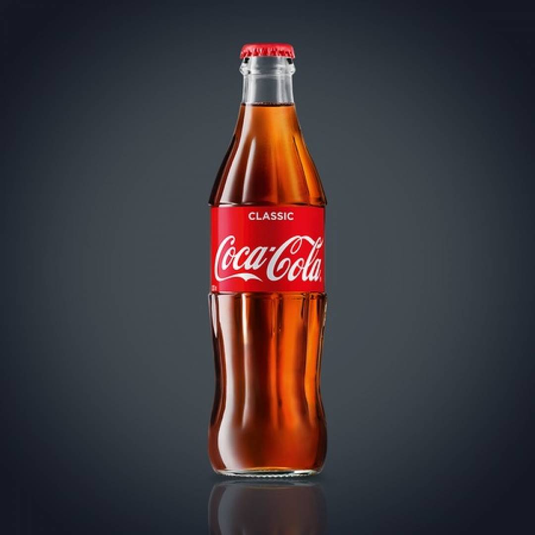 Coca cola в стекле