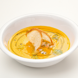 Крем-суп из тыквы с креветками заказать доставку в Красноярске | Доставка «Беллини»