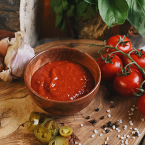 Соус томатный заказать доставку в Красноярске | «Свинья и бисер»