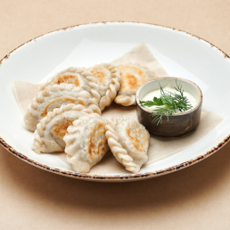 Вареники с картофелем и грибами Вареники с картофелем и грибами