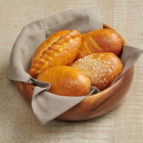 Домашние пирожки с луком и яйцом Домашние пирожки с луком и яйцом