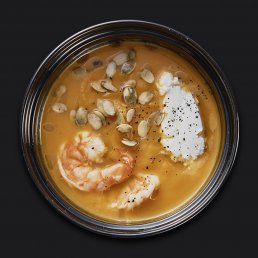 Тыквенный крем-суп с креветками заказать доставку в Красноярске | «Перцы» в Красноярске