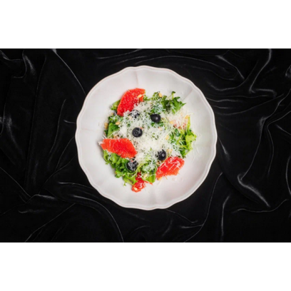 Зелёный салат с грейпфрутом и голубикой заказать доставку в Красноярске | Доставка «Беллини»