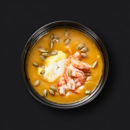 Тыквенный крем-суп с раковыми шейками заказать доставку в Красноярске | «Перцы» в Красноярске