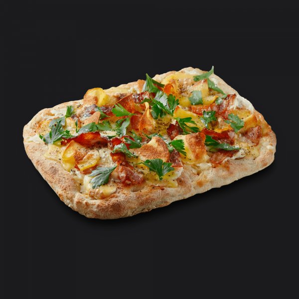 Римская пицца с беконом и слайсами картофеля заказать доставку в Красноярске | «Перцы» в Красноярске